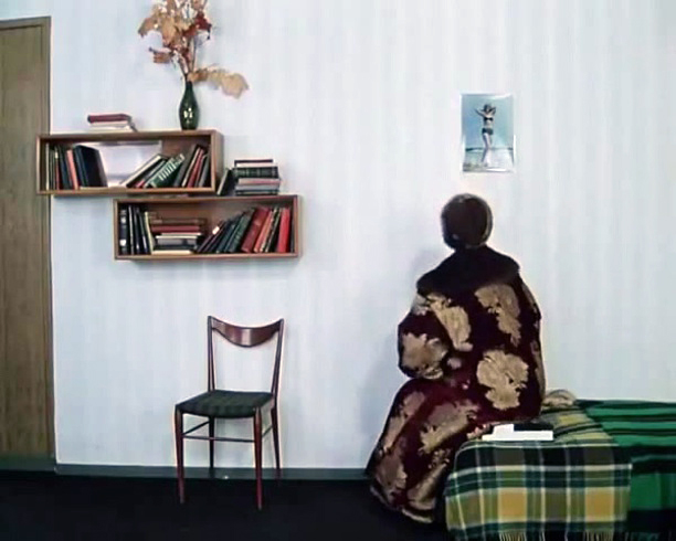 Фильм “Иван Васильевич меняет профессию” (1975): откуда у Шурика такая шикарная квартира в центре Москвы?