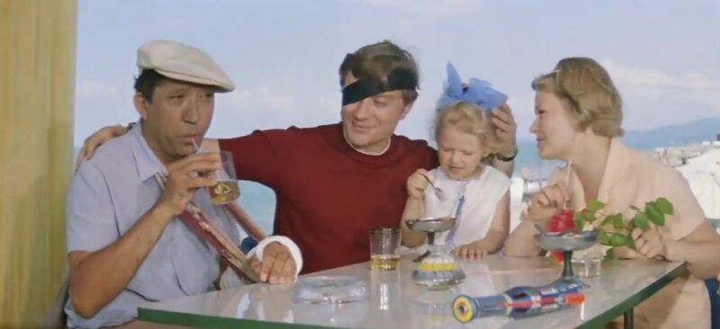 Фильм “Бриллиантовая рука” (1968): почему Горбункову не понравилась Coca-Cola?