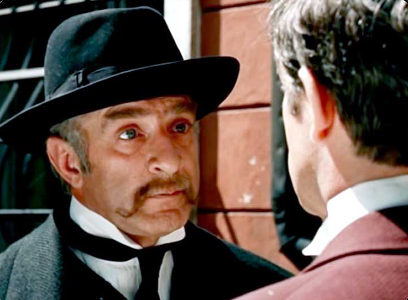Инспектор Тобиас Грегсон жалуется Шерлоку Холмсу на свой оклад